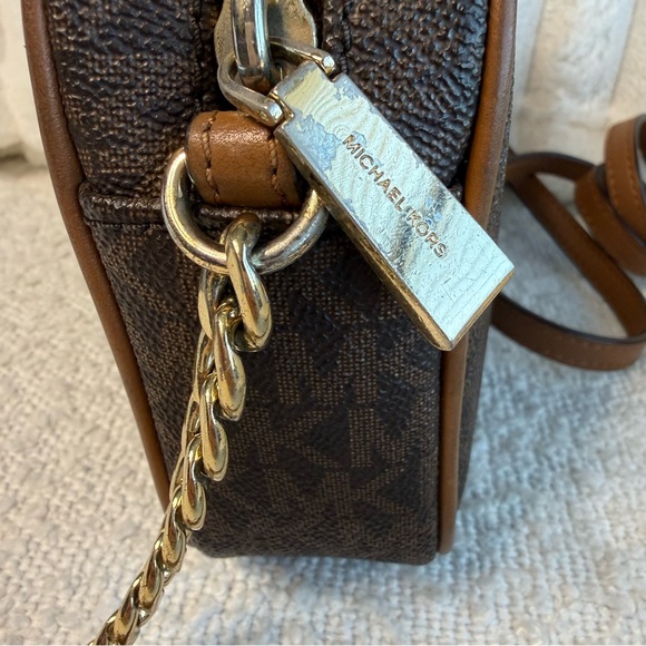 Michael Kors | Jet Set Dark Brown Logo Small Crossbody Bag - Picture 5 of 9